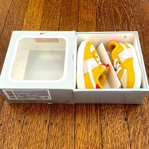 Nike Force 1 SE Crib Bootie, Yellow 4C